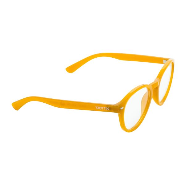 Il modello Drop dalla linea classica, conferisce eleganza e personalità. Rendilo l’accessorio più adatto per il tuo look. Eyewear ecofriendly.
