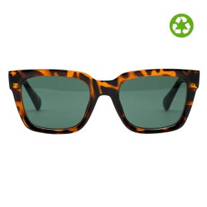 Gli occhiali Square hanno lo stile più distinto. Progettati per essere innovativi, si distinguono per il loro design quadrato. Occhiali in PETG riciclata